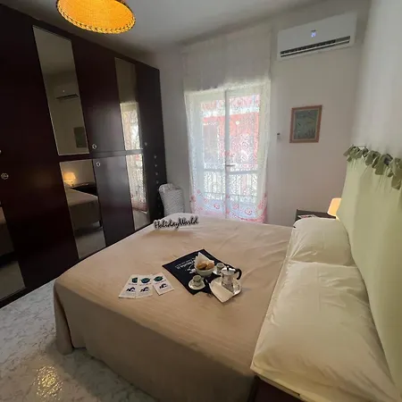 Apartman La Baia Di Tindari By World